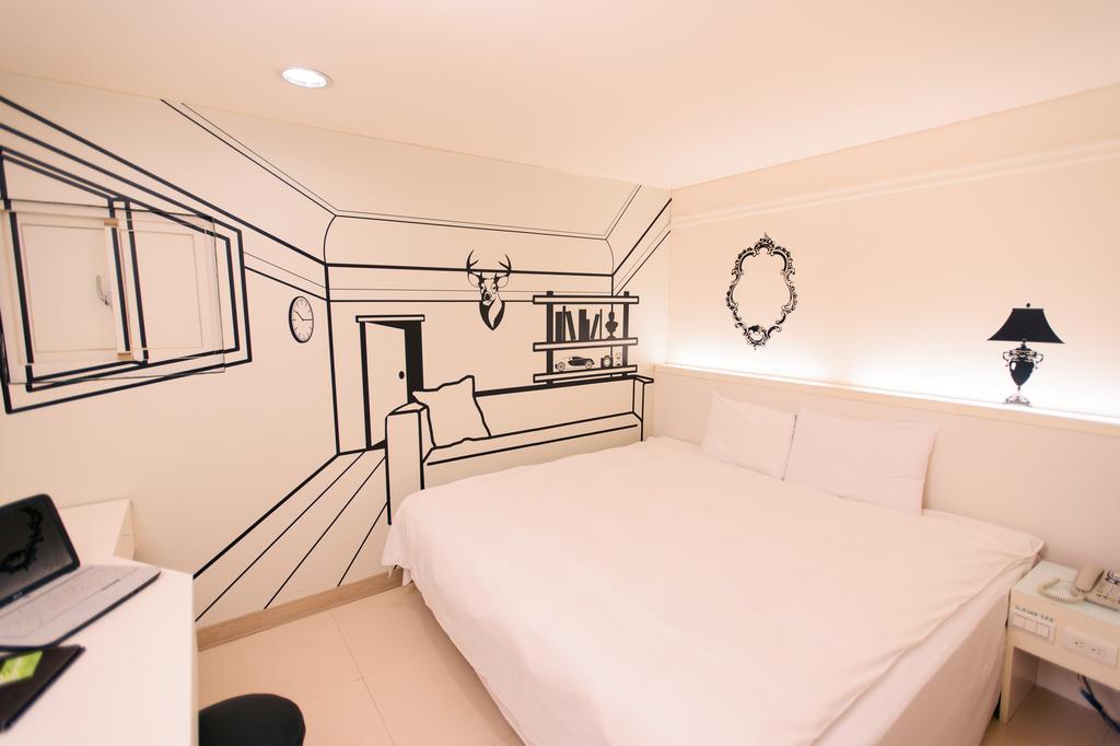 Kiwi Express Hotel - Zhong Zheng Branch Taichung Exterior photo