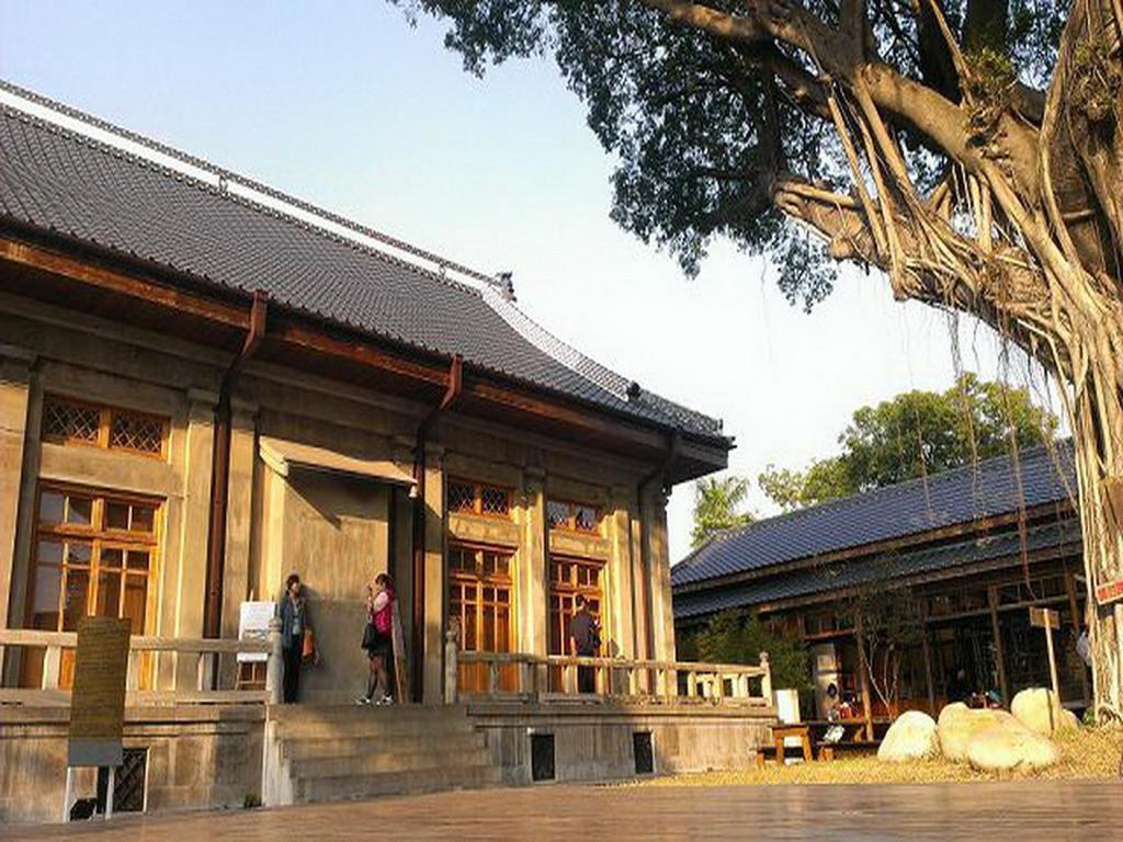 Kiwi Express Hotel - Zhong Zheng Branch Taichung Exterior photo